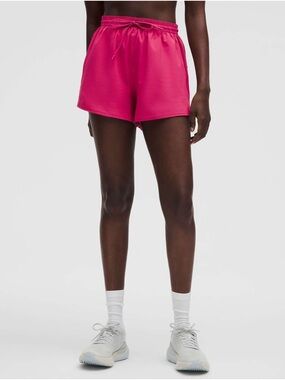 Lululemon court rival HR short 3"